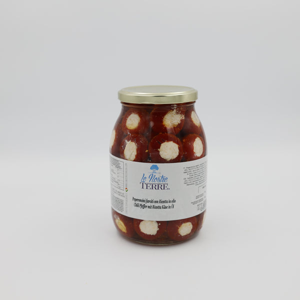 Mit Ricotta in Öl gefüllte Chilischoten